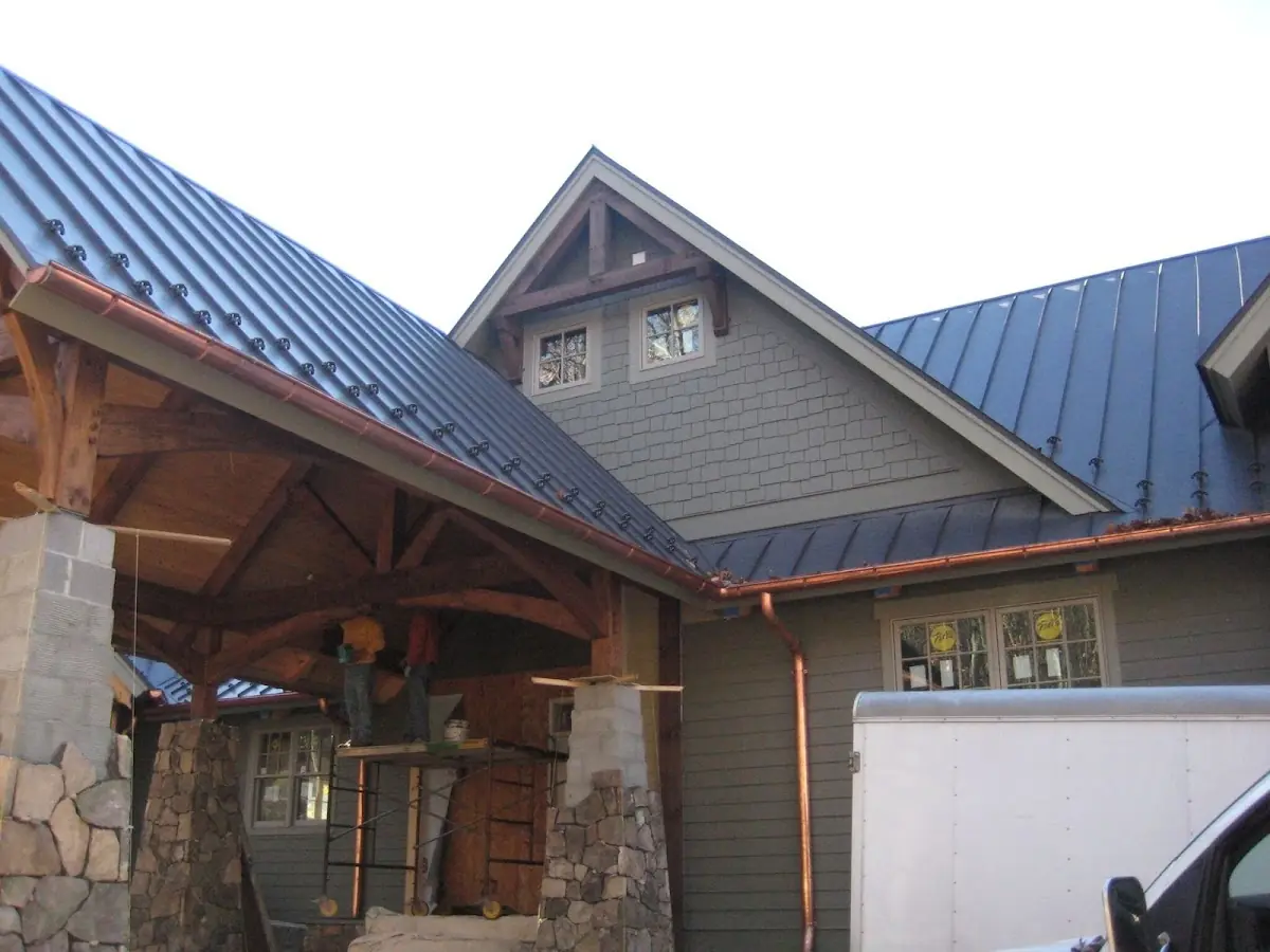 Craftsman Roofing team delivering quality roofing work in River Oaks Condominiums
